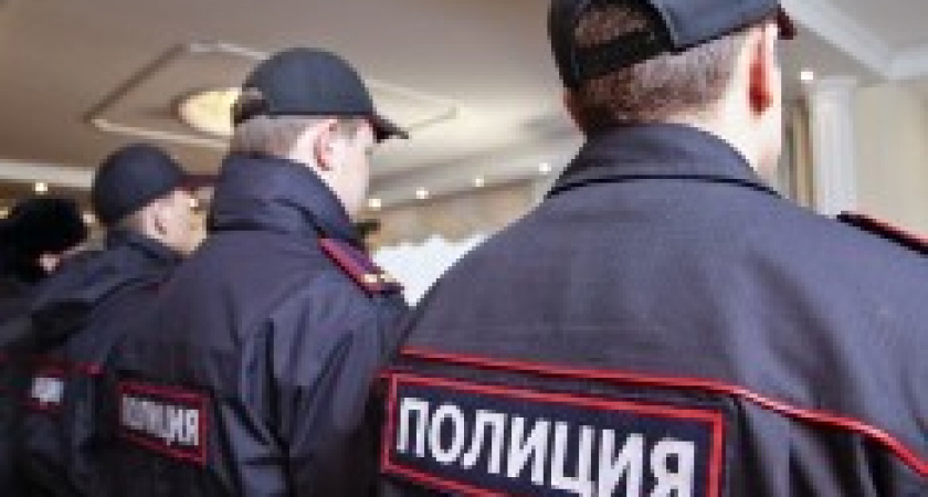 В Волгоградской области порядок на избирательных участках обеспечивали более 3 тысяч полицейских 