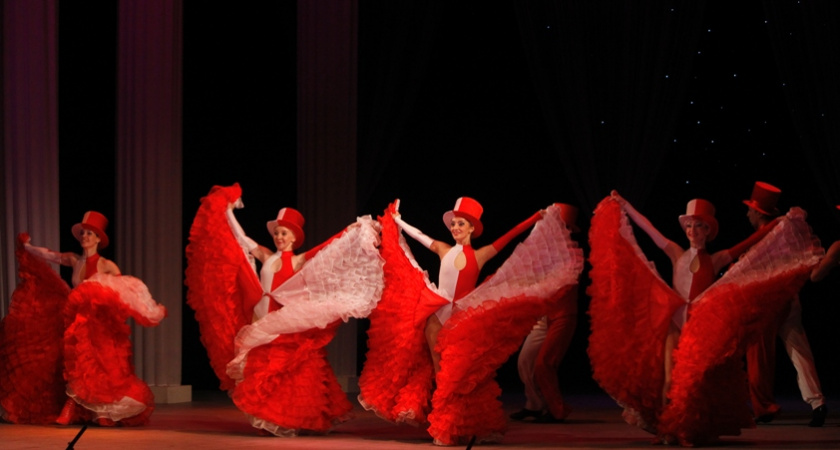 Волгоградский музыкальный театр открыл юбилейный сезон