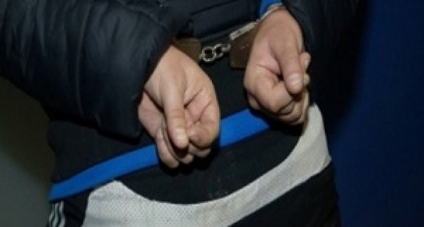 Волгоградка ранила грабителей и сдала в полицию