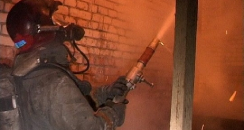 Под Волгоградом в деревянном доме  заживо сгорел 90-летний пенсионер