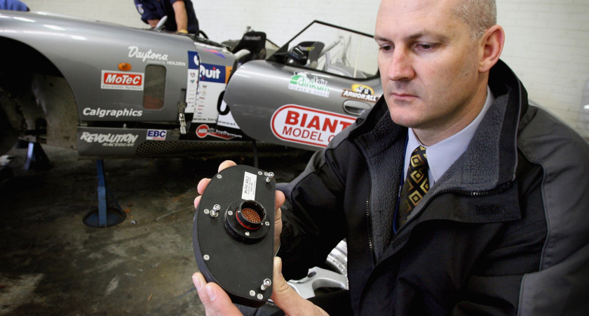 Российские автомобили хотят оборудовать «черными ящиками»