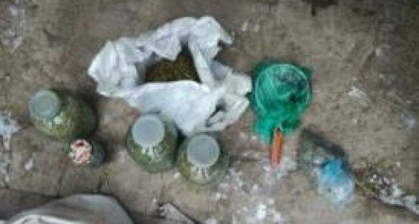 Под Волгоградом мужчине грозит 10 лет за хранение наркотиков 