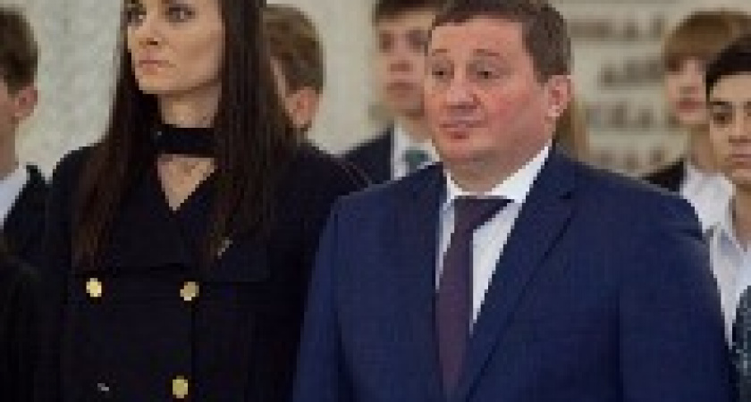 Елене Исинбаевой вручили знак Почетного гражданина Волгоградской области