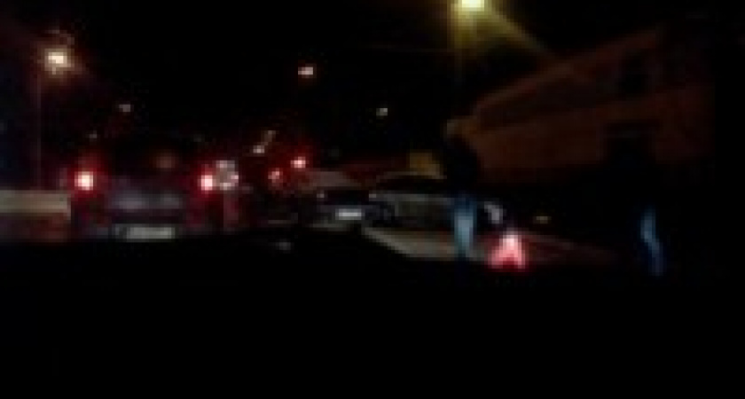 На юге Волгограда произошло массовое ДТП из-за метели