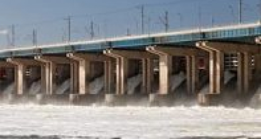 В Волгограде установили личность мужчины, спрыгнувшего с  плотины ГЭС 