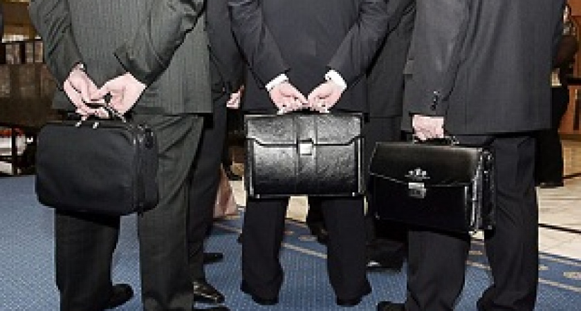 Доходы экс-чиновников будут под контролем