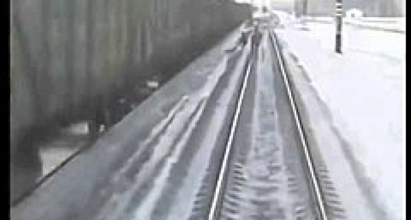 На плотине Волжской ГЭС поезд насмерть сбил молодого мужчину