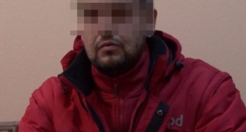 В Волгограде водитель совершил ДТП и заявил об угоне своего автомобиля