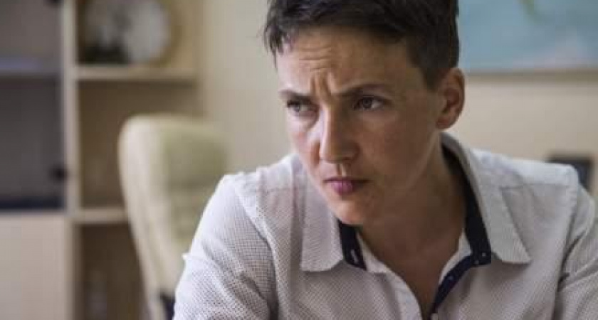 Савченко предложила не рвать на себе «вышиванки» за Крым 