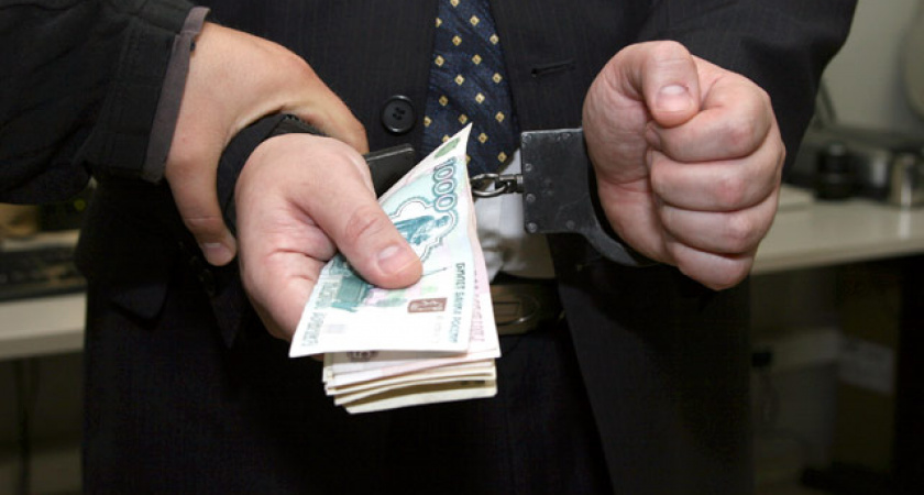 В Волгограде чиновник районной администрации погорел на взятке