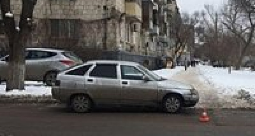 В центре Волгограда ВАЗ сбил 86-летнюю пенсионерку