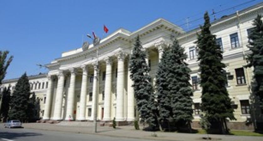 В Волгоградской области администрация «похудела» на треть