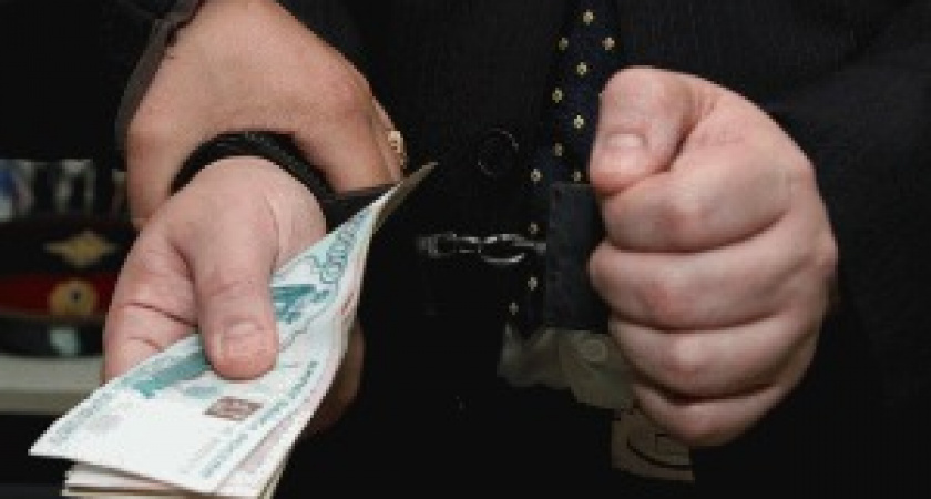 В Волгограде двое юристов обвиняются в мошенничестве