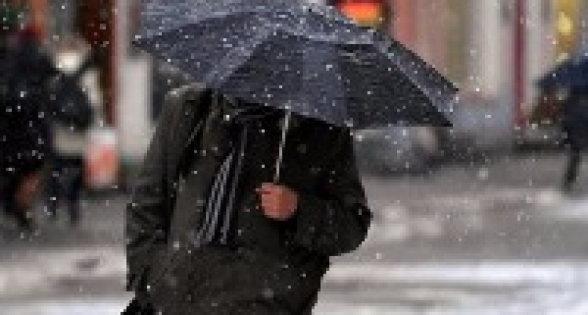 В Волгоград опять пришел снег с дождем 