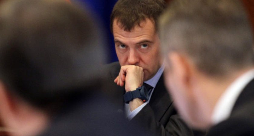 Госдума отклонила проверку в отношении Дмитрия Медведева