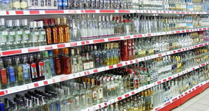 Минфин поднимает минимальную цену бутылки водки