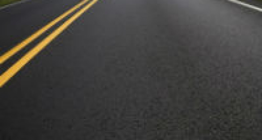 В центре Волгограда приступили к укладке нового асфальта