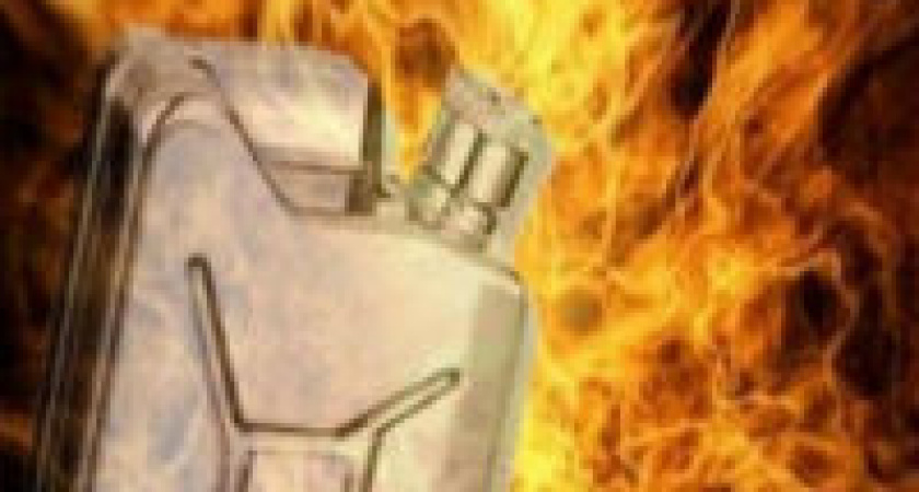 Под Волгоградом нетрезвый пенсионер пытался поджечь свою жену