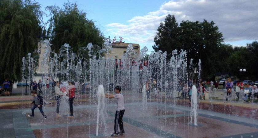 12 июня в Кировском районе Волгограда открыли новый фонтан