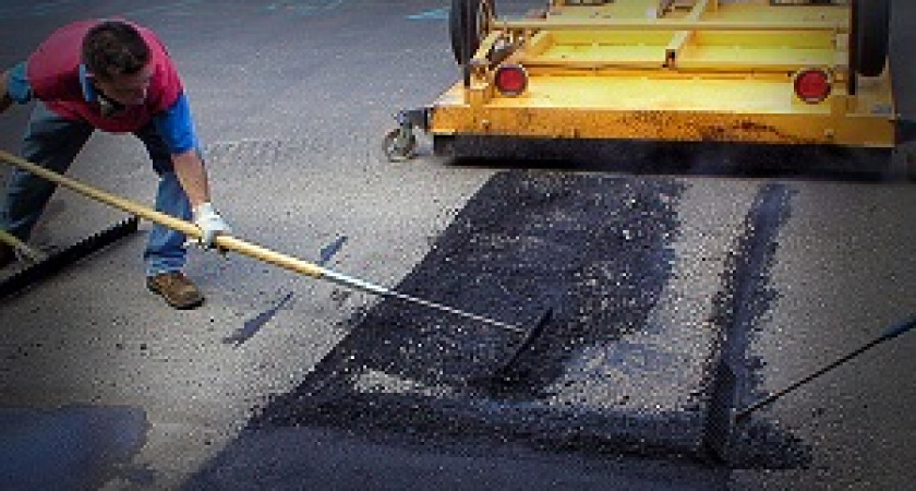 Раскатали: На Третьей продольной уложили 33 000 тонн асфальта