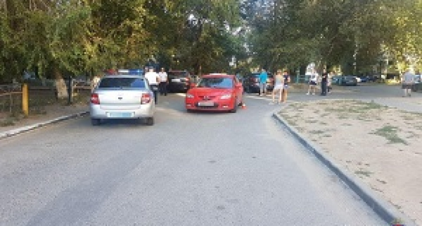 В Дзержинском районе «Мазда» сбила ребенка