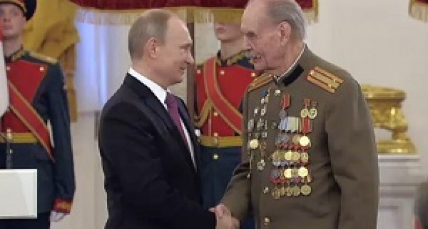 Участник Сталинградской битвы Владимир Федорович Ананьев отметил 95-летие