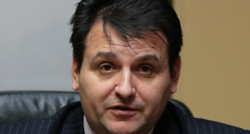 Олег Михеев: «Было бы правильно считать школьные принадлежности товарами первой необходимости»