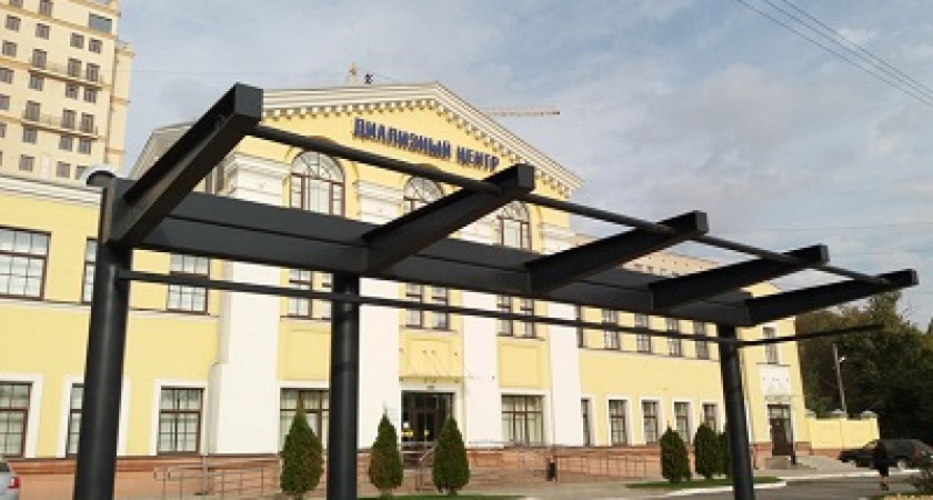 В Волгограде устанавливают остановочные павильоны