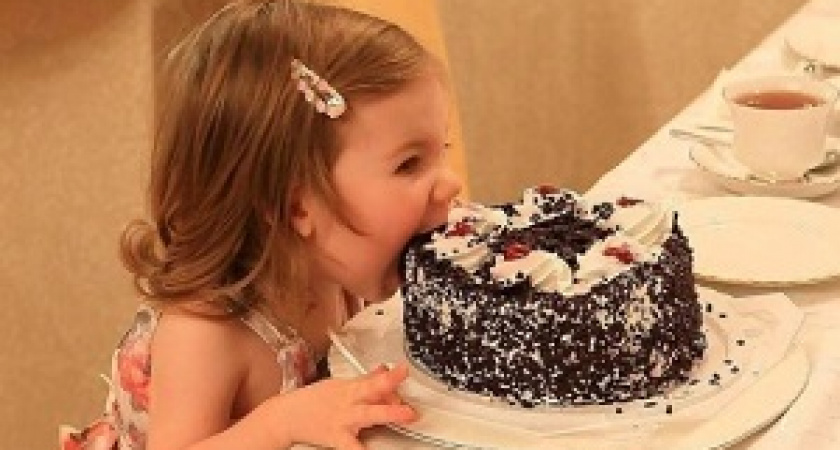 Как приучить ребенка есть полезное