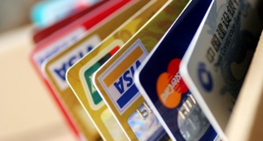 Россиянам придется менять банковские карты?