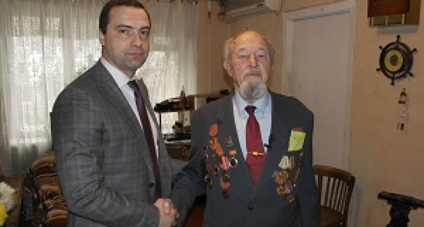 «Концессии теплоснабжения» поздравили ветерана