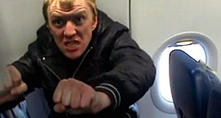 В России предложили создать черный список дебоширов в транспорте