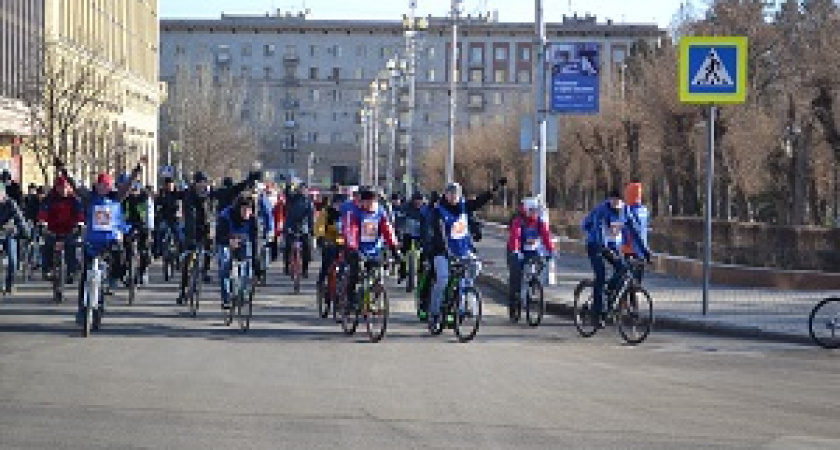 В Волгограде прошел зимний велопарад