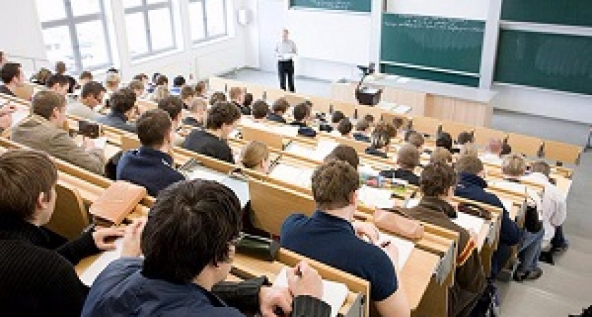 Минус тысяча вузов