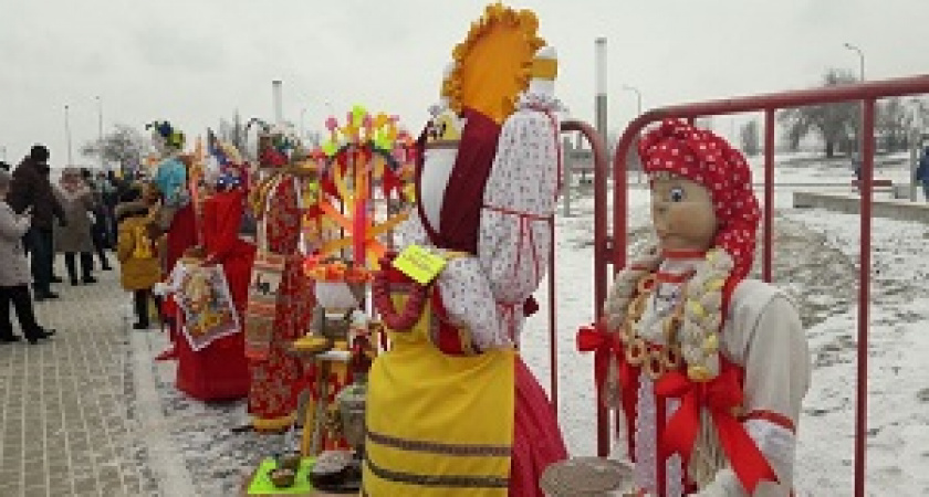 В Волгограде выбрали самую креативную масличную куклу