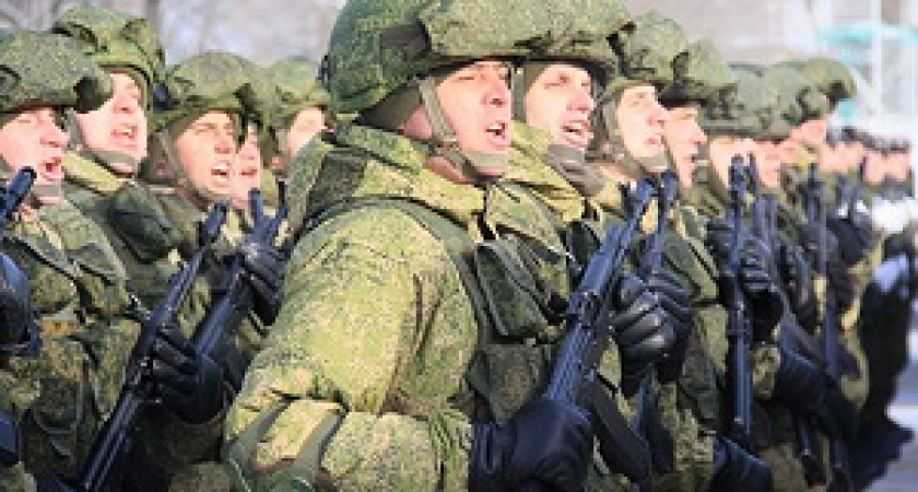 Военнослужащие Волгограда начали тренировки к параду в День Победы