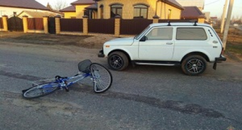 Под Волгоградом «ВАЗ-2121» наехал на велосипедиста