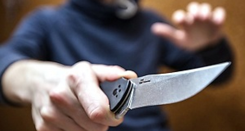 В Волгограде молодой парень за два часа напал на трех девушек