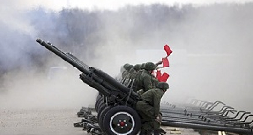 В Волгограде пройдет тренировка салюта, приуроченного ко Дню Победы