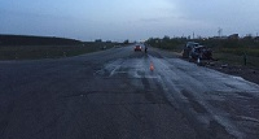 В Волгограде 14-я влетела в «Ниссан» лоб в лоб