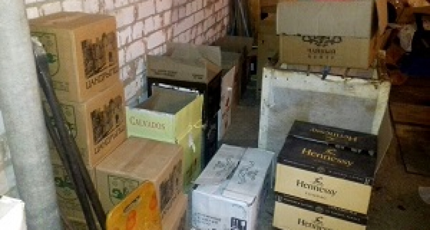 Под Волгоградом с 450 бутылками фальсификата задержан местный житель