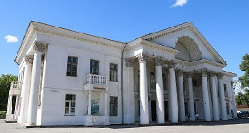 В Волгограде реконструируют кинотеатр «Победа»