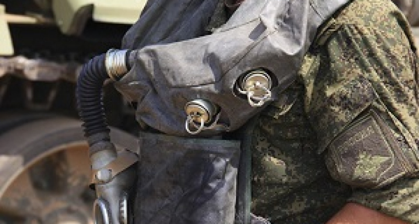 Под Волгоградом танкистов готовят к подводному вождению