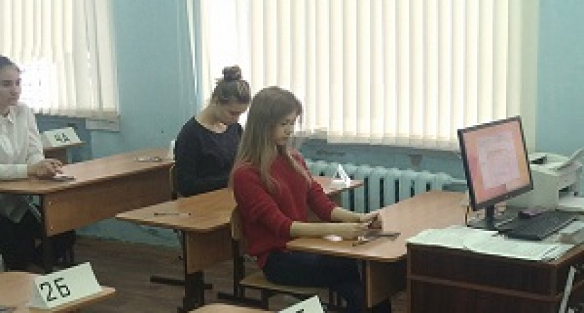 Волгоградские выпускники написали ЕГЭ по русскому языку в резервный день