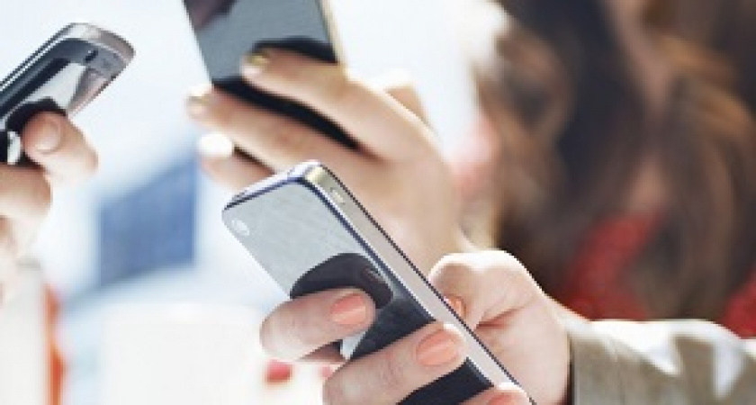 Когда школьникам запретят смартфоны?