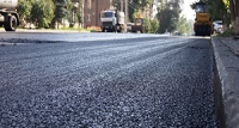 В Тракторозаводском районе кладут новый асфальт