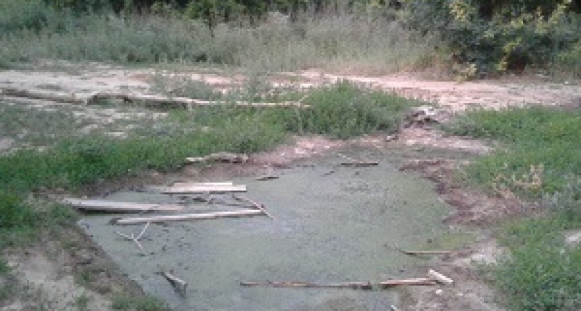 Волгоградцы жалуются на «канализационный ручей»