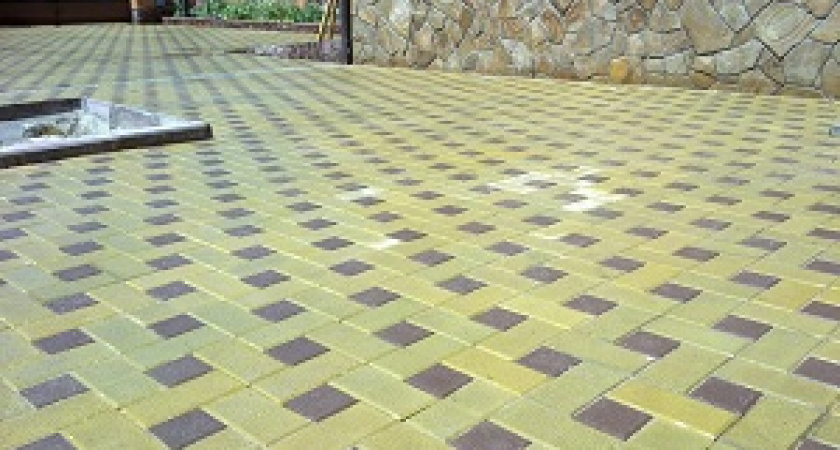 Как выполнить укладку тротуарной плитки?