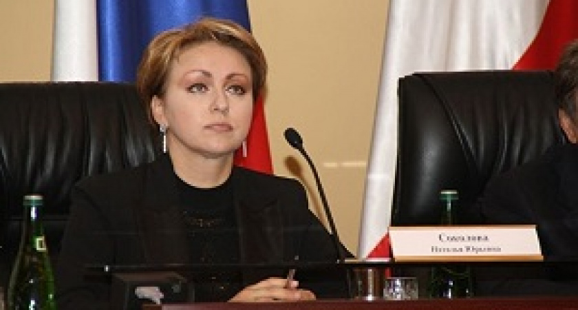 Предложившая жить на 3,5 тыс. руб. в месяц министр оказалась миллионершей