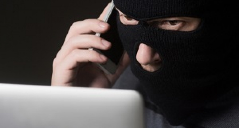 Волгоградка поверила мошеннику и лишилась 240 тысяч рублей